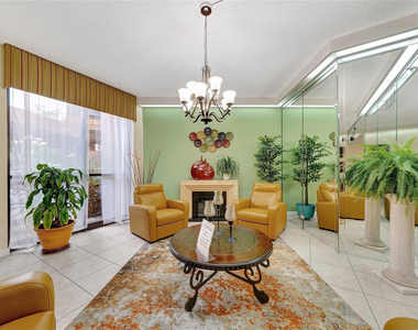 1100 Saint Charles Place - Photo Thumbnail 39