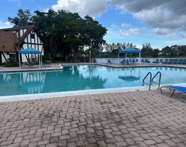 3720 Inverrary Drive - Photo Thumbnail 26