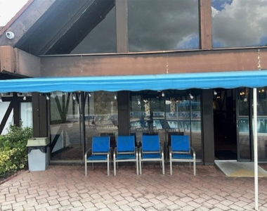 3720 Inverrary Drive - Photo Thumbnail 30
