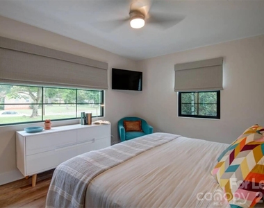 3945 Rockfern Road - Photo Thumbnail 4