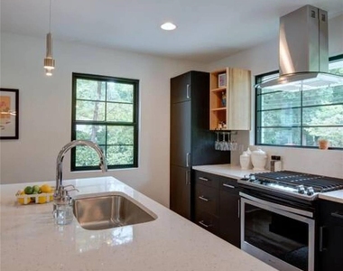 3945 Rockfern Road - Photo Thumbnail 9