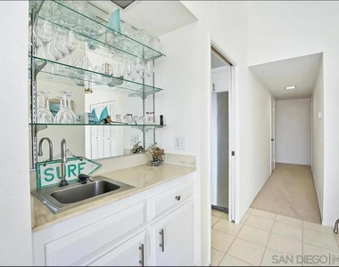66 W Kingston Ct - Photo Thumbnail 4