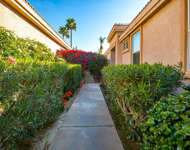 29170 W Laguna Drive - Photo Thumbnail 4