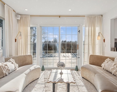 62 Sea Farm Lane - Photo Thumbnail 3