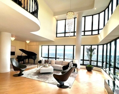 530 E 76th Street - Photo Thumbnail 5