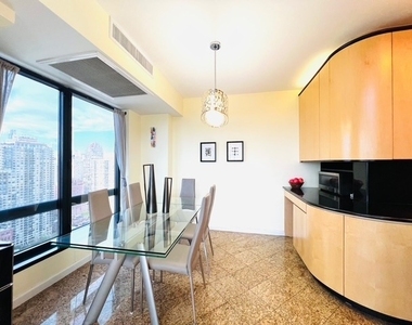 530 E 76th Street - Photo Thumbnail 12