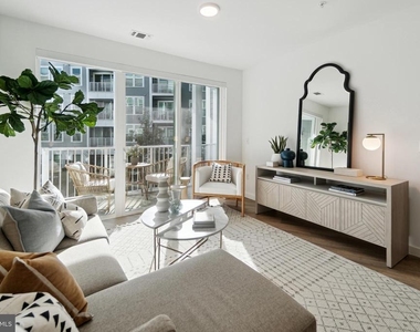 3820 Chaplin Place - Photo Thumbnail 8