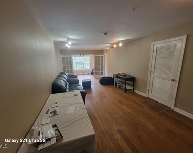 929 Morreene Road - Photo Thumbnail 5