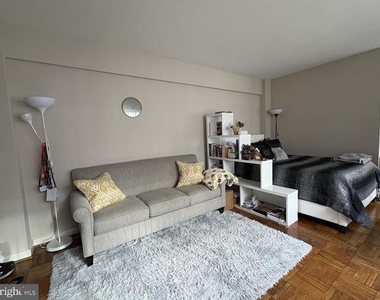 2141 I Street Nw - Photo Thumbnail 1