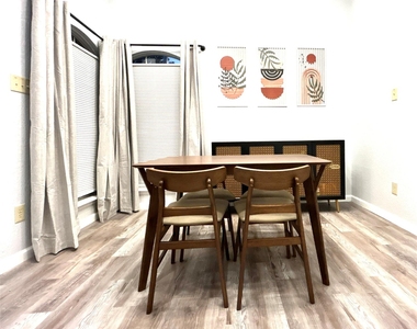 1701 Lynx Cir - Photo Thumbnail 3
