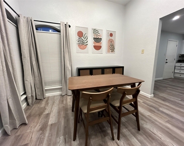 1701 Lynx Cir - Photo Thumbnail 11