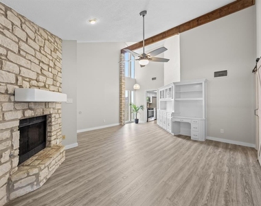 500 Hesters Crossing Rd - Photo Thumbnail 4