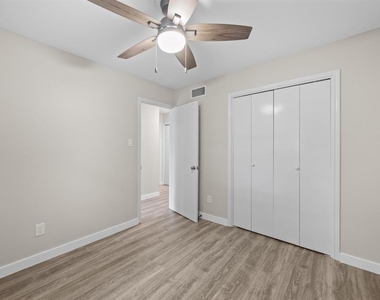 500 Hesters Crossing Rd - Photo Thumbnail 11
