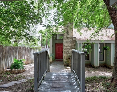 500 Hesters Crossing Rd - Photo Thumbnail 1