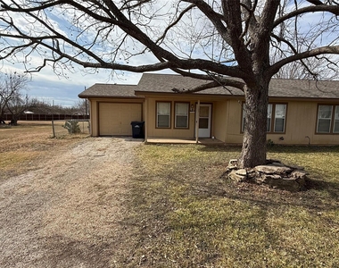107 Owen Cir - Photo Thumbnail 11