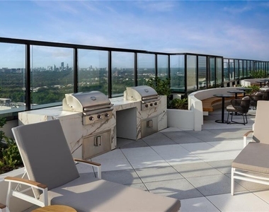 1382 Peachtree Street Ne - Photo Thumbnail 17