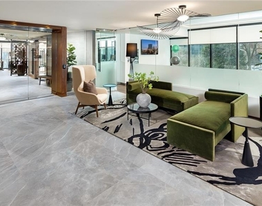 1382 Peachtree Street Ne - Photo Thumbnail 9