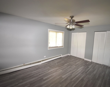 9s120 Lake Drive - Photo Thumbnail 7