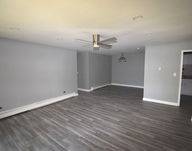 9s120 Lake Drive - Photo Thumbnail 2