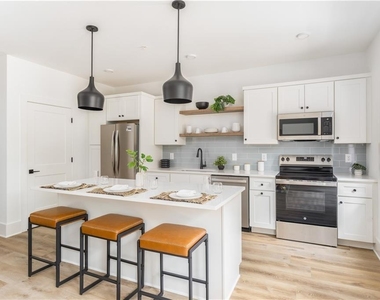 1160 Gracewood Avenue Se - Photo Thumbnail 1