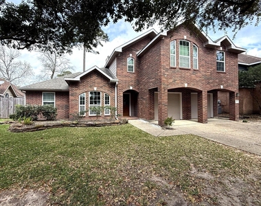 1927 Enchanted Park Drive - Photo Thumbnail 2