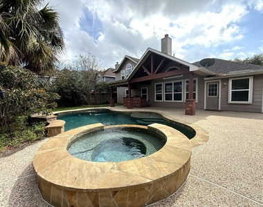 1927 Enchanted Park Drive - Photo Thumbnail 1