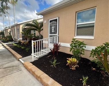 16821 Sanibel Sunset Court - Photo Thumbnail 12
