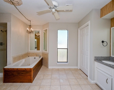 12011 Autumn Creek Drive - Photo Thumbnail 26