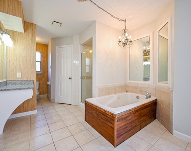 12011 Autumn Creek Drive - Photo Thumbnail 28