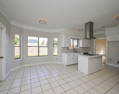 12011 Autumn Creek Drive - Photo Thumbnail 9