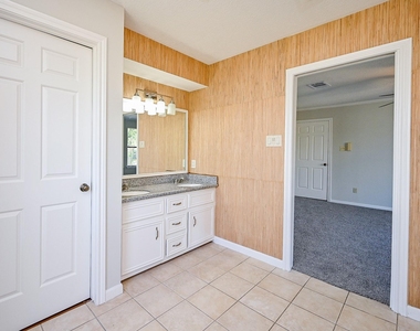 12011 Autumn Creek Drive - Photo Thumbnail 29