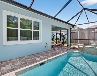 8877 Yucatan Court - Photo Thumbnail 28