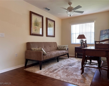 321 Robin Hood Circle - Photo Thumbnail 8