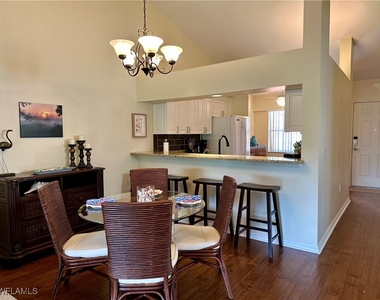 321 Robin Hood Circle - Photo Thumbnail 19