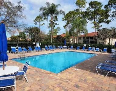 321 Robin Hood Circle - Photo Thumbnail 13