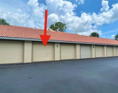 321 Robin Hood Circle - Photo Thumbnail 12