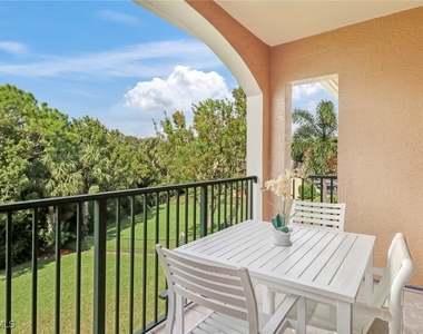 1190 Wildwood Lakes Boulevard - Photo Thumbnail 1
