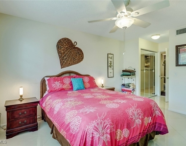 1190 Wildwood Lakes Boulevard - Photo Thumbnail 12