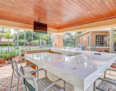 1190 Wildwood Lakes Boulevard - Photo Thumbnail 23