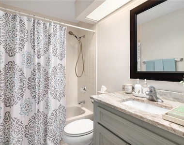 141 Bristol Lane - Photo Thumbnail 17