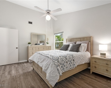 141 Bristol Lane - Photo Thumbnail 11