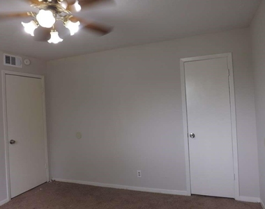 501 S Holmes Street - Photo Thumbnail 15