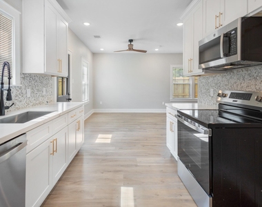 5036 Mallow Street - Photo Thumbnail 17