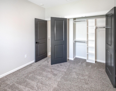 5036 Mallow Street - Photo Thumbnail 28