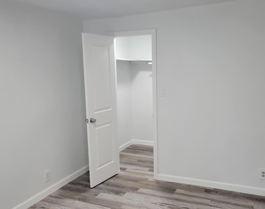 4525 Weaver - Photo Thumbnail 16