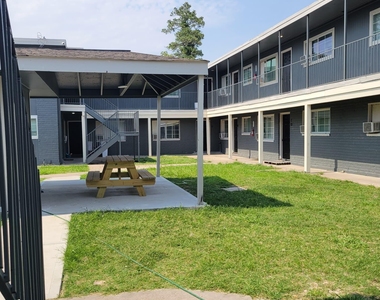 4525 Weaver - Photo Thumbnail 2
