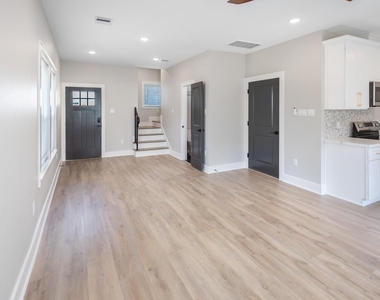 5036 Mallow Street - Photo Thumbnail 10