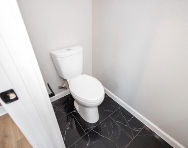5036 Mallow Street - Photo Thumbnail 21