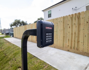 5036 Mallow Street - Photo Thumbnail 7