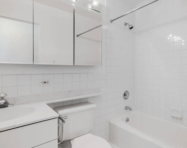 240 East 27th Street, Unit 26b - Photo Thumbnail 9